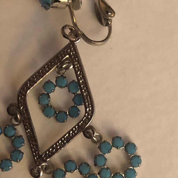 Turquoise Dangle Clip On Earings - Picture 3 of 3